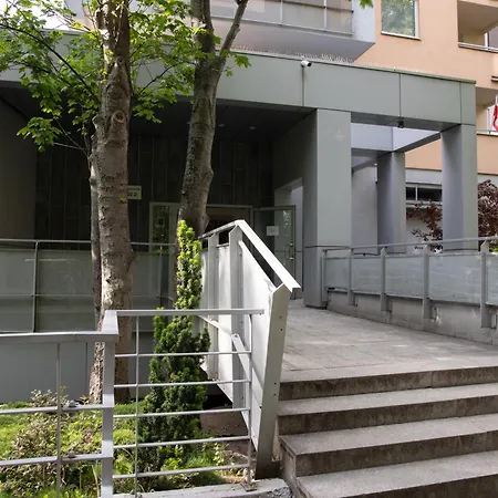 Comfort Legionow Appartement *